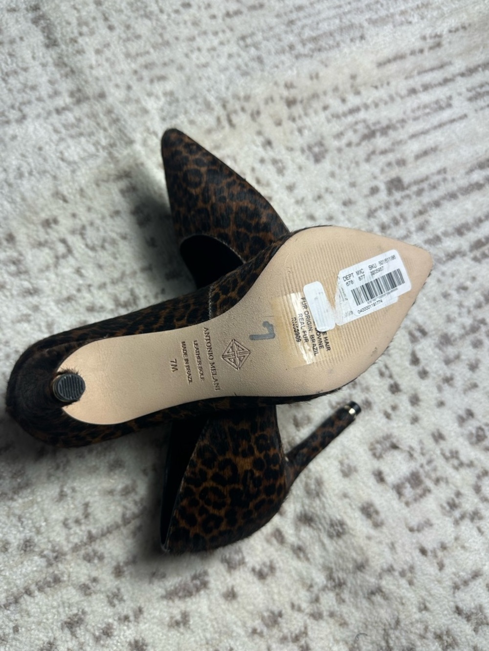 Leopard Print Pointed-Toe High Heels - Picture 5 of 16